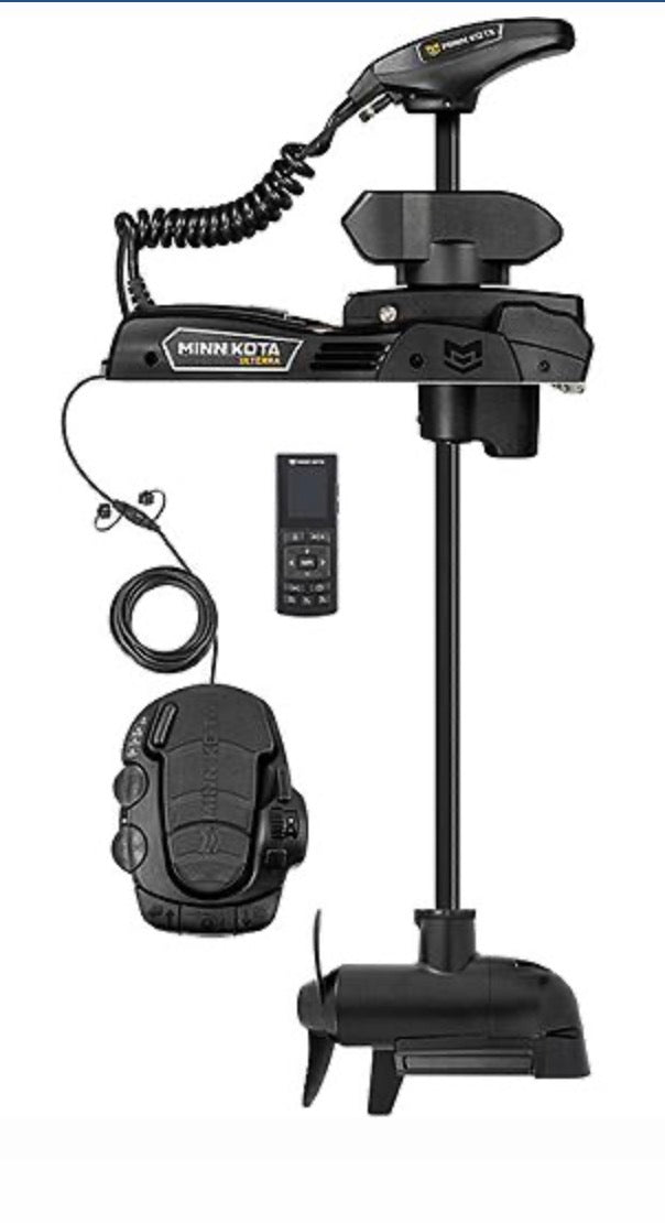 Minn Kota 1358503 Ulterra Quest Series Bow Mount Freshwater Trolling Motor, 90 / 115 lbs. Thrust, 72" Shaft, 24 / 36 Volts w/Handheld Remote, Foot Pedal & MEGA Down/Side Imaging Sonar